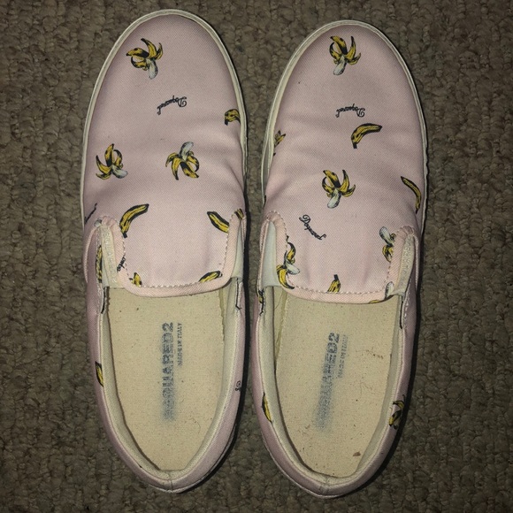 DSquared² Men's Pink Banana Print Slip-Ons - Picture 1 of 6